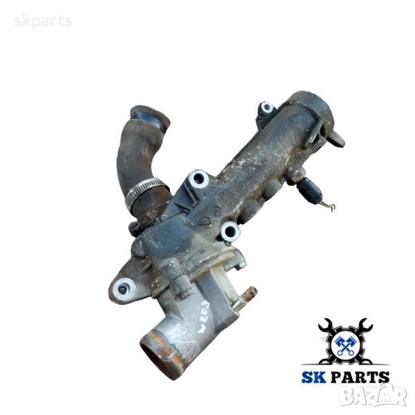 Корпус на термостат за Mercedes w203 C200 Kompressor / Мерцедес ц200, снимка 1