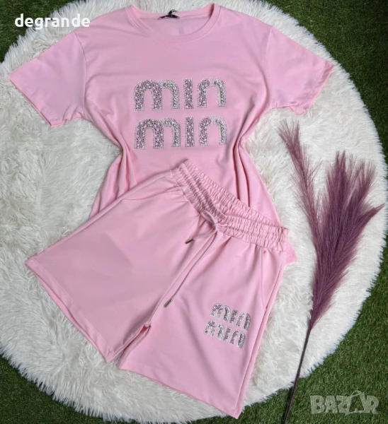 Розов дамски сет MiuMiu, снимка 1