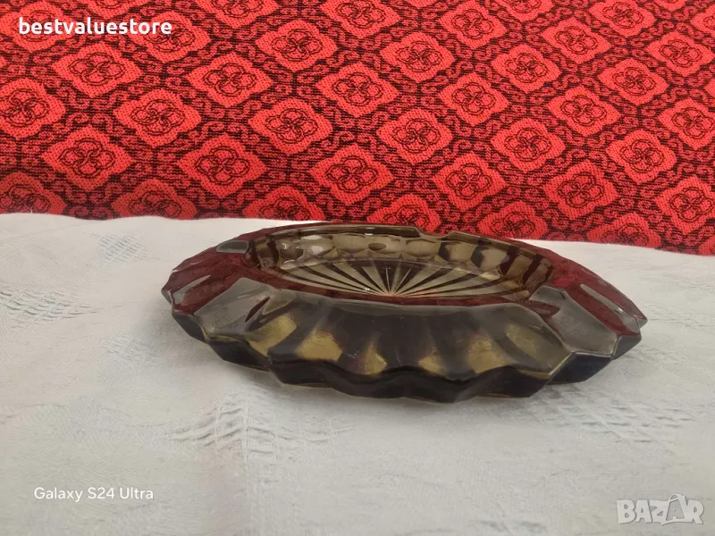 Масивен Ретро Пепелник От Тъмно Стъкло, снимка 1