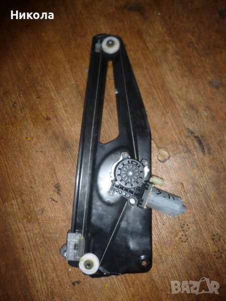 Заден ляв стъклоповдигач за Рейндж Ровър 3/Range Rover 3, снимка 1