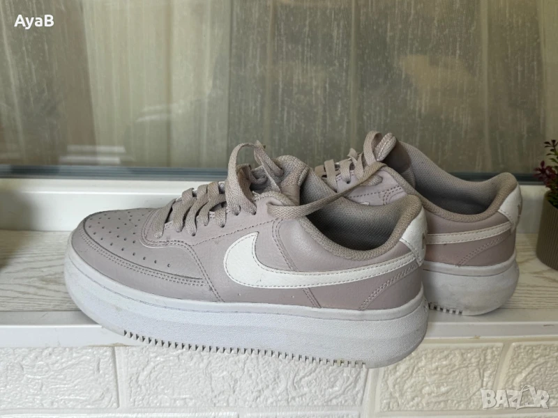 Дамски кецове Nike, снимка 1