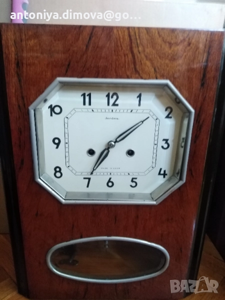 Стар стенен часовник с махало, снимка 1