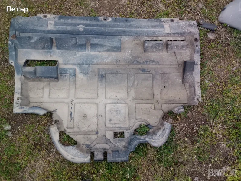 Кора под двигателя рено трафик Опел виваро 2001-2014г, снимка 1
