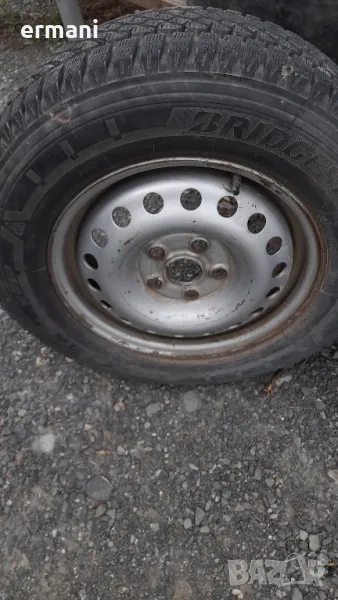 железни с перфектни зимни гуми за Т 4, снимка 1