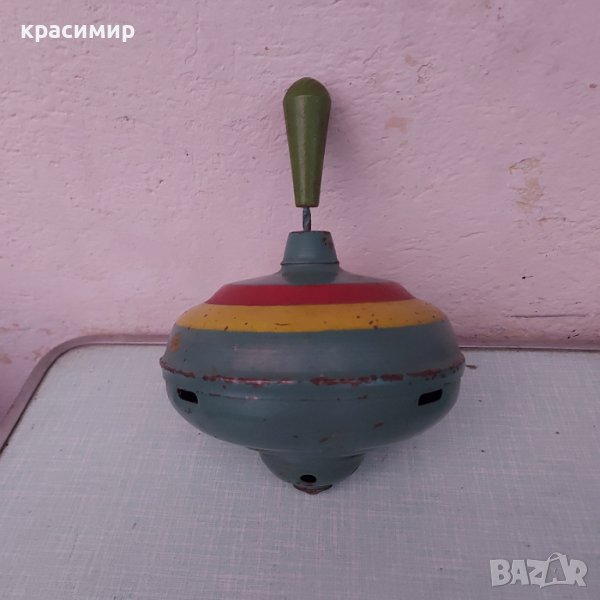 Голям метален пумпал соц.период , снимка 1