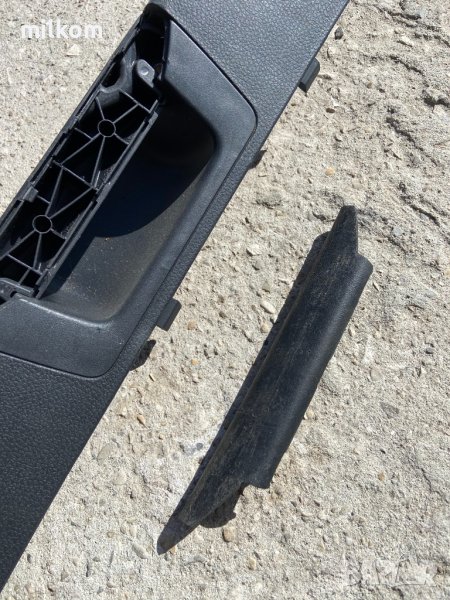 W204 Ц класа комби капачета кора багажник, снимка 1