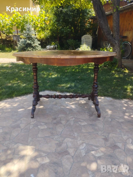 Маса с орехов фурнир, снимка 1