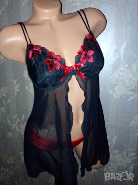 Секси нощничка от черен тюл с флорални бродерии в червено 80 С, снимка 1