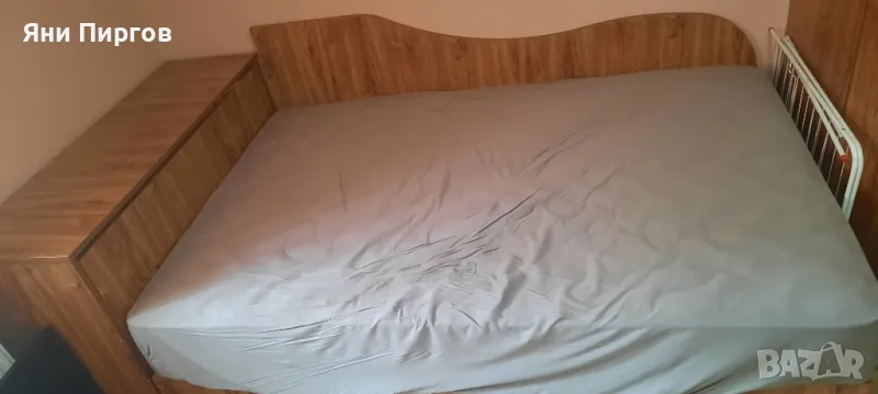 Спалня с матрак и ракла, снимка 1