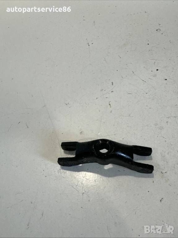 Държач за горивна дюза, оригинален, за Fiat 500L 1.3 Multijet, 2013 г, снимка 1