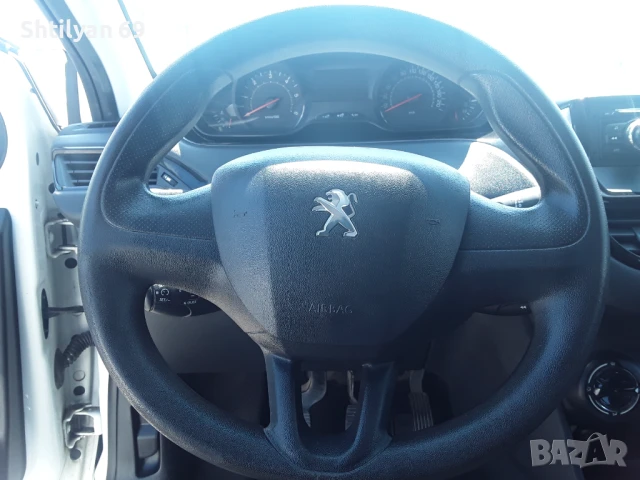 Пежо 208 1.4hdi, снимка 13 - Автомобили и джипове - 50989510