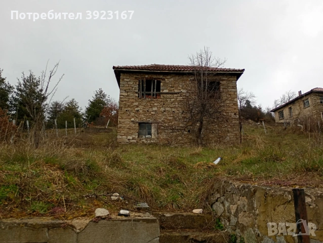 селско стопанска сграда с прилежащ двор, снимка 5 - Къщи - 53993674