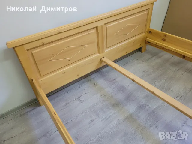 Продавам спалня 180х200 см бор масив, снимка 2 - Спални и легла - 49418075