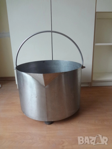 Голям неръждаем Казан ( бака )