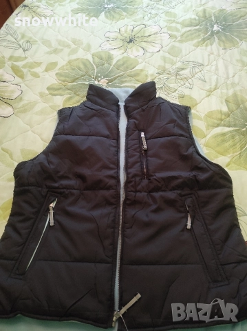 Чисто нова двулицева дамска грейка с полар, снимка 4 - Елеци - 52331846