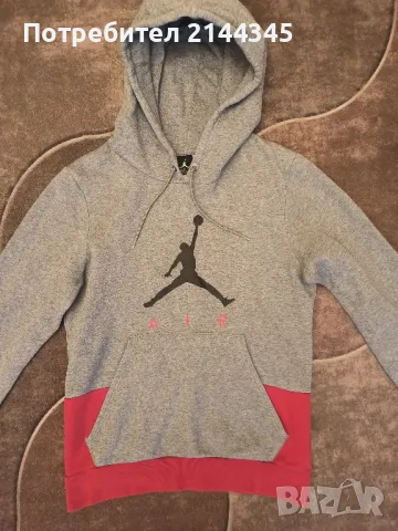 Jordan суичър размер S, снимка 2 - Спортни дрехи, екипи - 48306162