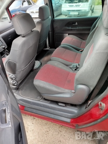 VW Sharan 1.9TDi 90к.с. 6+1 места, 6-та скорост, снимка 6 - Автомобили и джипове - 51912953