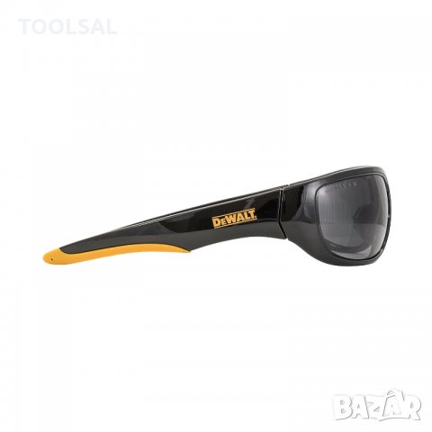 Очила DeWALT защитни противоударни UV опушени, Dominator, снимка 3 - Други инструменти - 33974027
