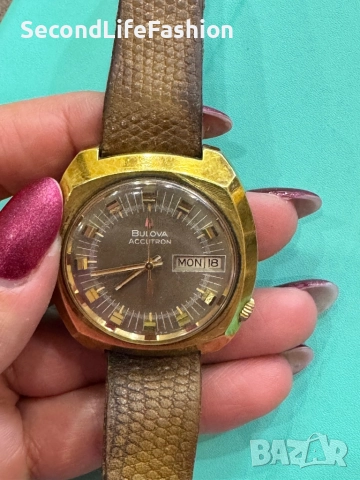 Bulova accuration винтидж часовник с дата от 1971, снимка 6 - Антикварни и старинни предмети - 52908332