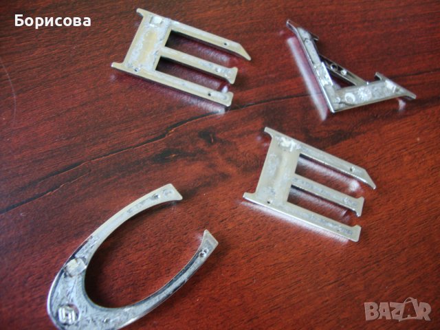 Продавам емблема & надпис Renault  Espace оригинална!, снимка 16 - Части - 37788919