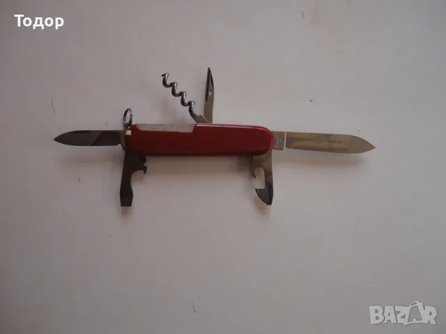 Швейцарски нож Victorinox 1, снимка 2 - Ножове - 56230377