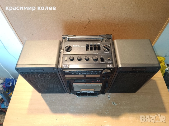 радиокасетофон "HITACHI TRK-9150 E", снимка 2 - Радиокасетофони, транзистори - 51993461