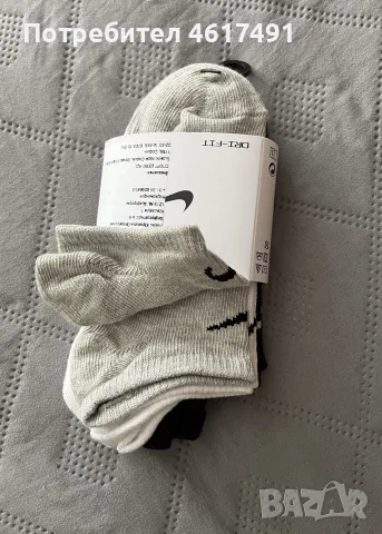 Чисто нови NIKE чорапи, снимка 3 - Дамски чорапи - 56536712