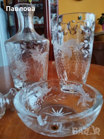 Кристални шише, ваза, пепелник, Художествена серия , снимка 3 - Вази - 54069568