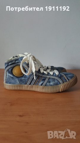 Нови! Детски кецове Diesel. Номер 33