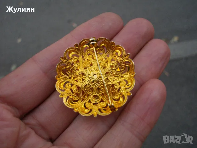 СТАРА ПОЗЛАТЕНА БРОШКА , снимка 6 - Антикварни и старинни предмети - 47547312