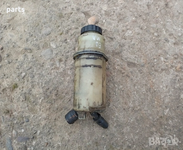 Казанче Хидравлична Течност VW Пасат 3 - 4 - 357422372, снимка 2 - Части - 54081529