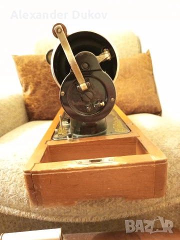 Шевна Машина 60те Ретро Руска Реплика на части, снимка 7 - Шевни машини - 52776580