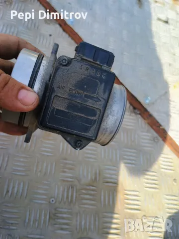 Дебитомер за Форд ескорт 8Et 00914218 hella 1.6 16V, снимка 2 - Части - 50202573