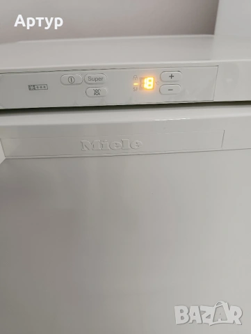 Фризер Miele, снимка 2 - Хладилници - 54057073
