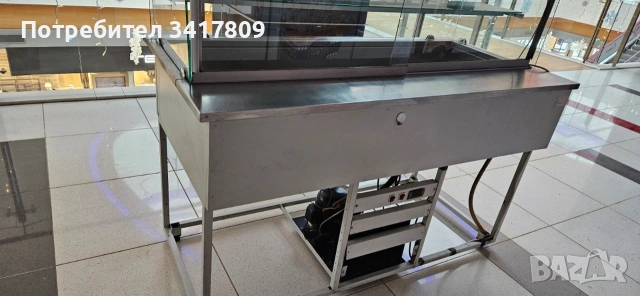 Професионална хладилна витрина за заведение, снимка 5 - Хладилни витрини и фризери - 53093435