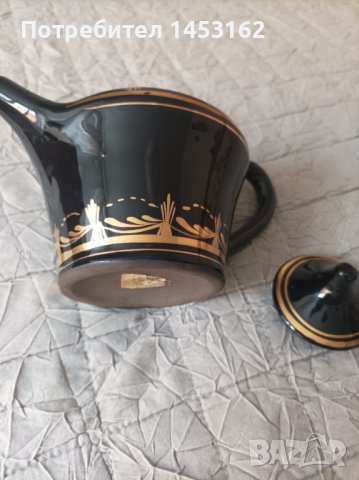 Стар порцеланов чайник с позлата , снимка 2 - Антикварни и старинни предмети - 42377892