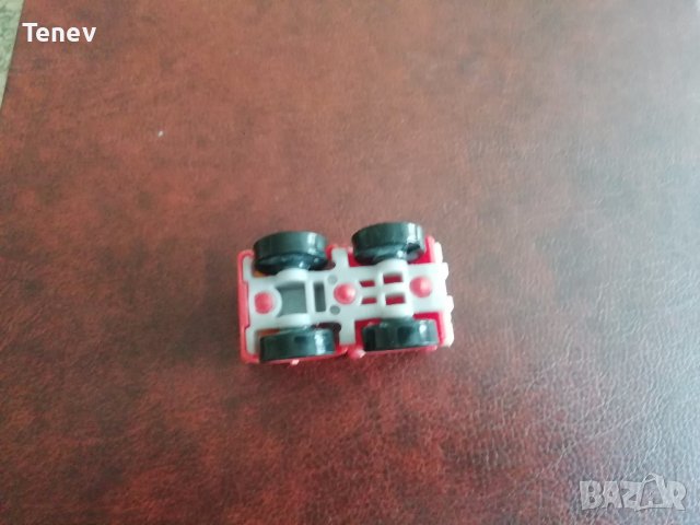 Играчка Киндер - камионче, снимка 4 - Колекции - 42849376