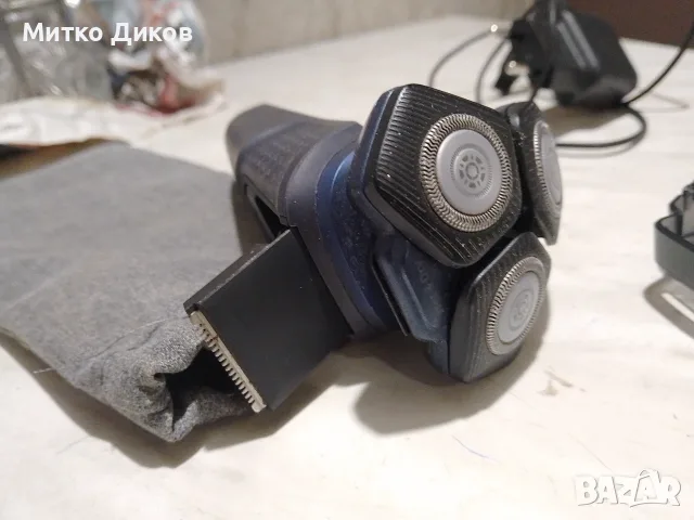 Philips series 5000 model S5585 електрическа самобръсначка маркова като нова , снимка 7 - Електрически самобръсначки - 56211806
