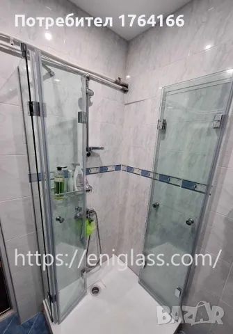 Стъклена преграда - протектор за бойлер монтиран на стената в баня