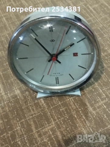 Стар часовник, будилник 