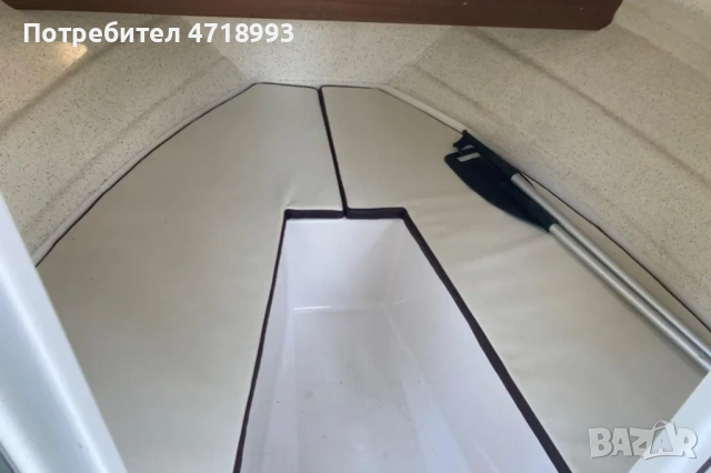 Quicksilver 420 Flamingo Лодка кабинен круизер С ремарке, снимка 3 - Воден транспорт - 53222892