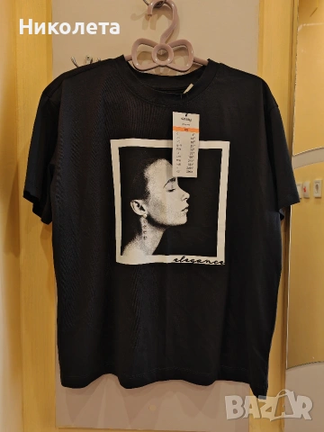 Дамска тениска с етикет 