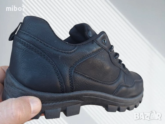 Мъжки маратонки с гумено директно излято ходило в черно- CAIDAI, снимка 4 - Спортни обувки - 52745362