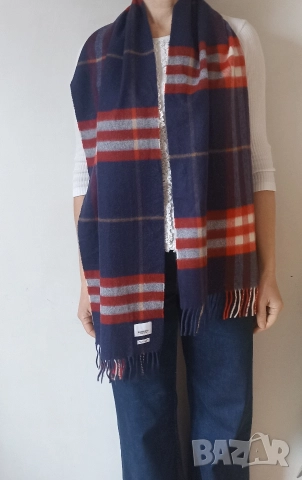 Дамски шал Burberry .Оригинален, снимка 5 - Шалове - 52986322