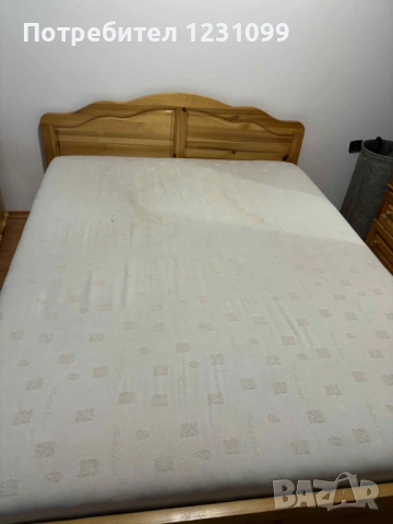 Масивни дървени мебели в отлично състояние, снимка 6 - Гардероби - 53083812