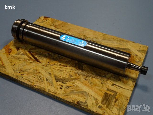 шпиндел за шлайф DKF 3.4-3/1 Ø40mm TGL4870