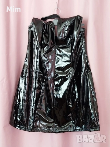 3XL Черна къса рокля от лак / винил/, снимка 5 - Рокли - 52431391