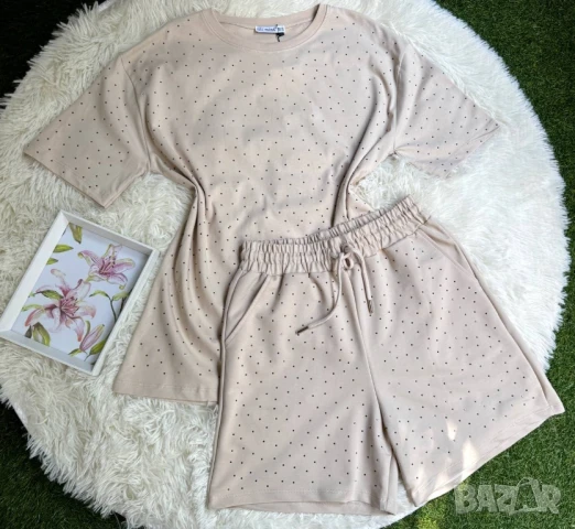 дамски екипи 