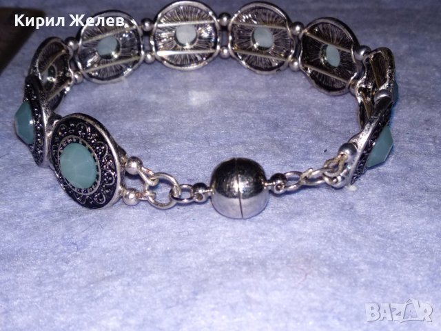 ПОСРЕБРЕНА ЛАКИРАНА АР ДЕКО СТИЛ КРИСТАЛНА ОРНАМЕНТИРАНА ГРИВНА с МАГНИТНА ЗАКОПЧАЛКА 38028, снимка 5 - Гривни - 40837056