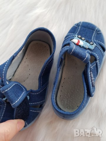 Детски пантофи №23 , снимка 4 - Детски пантофи - 32128584
